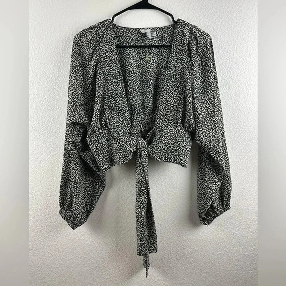 Princess Polly NEW MOOD TOP BLACK Sz 2 - Picture 5 of 15